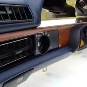 Mercedes-Benz W126 OEM Dashboard