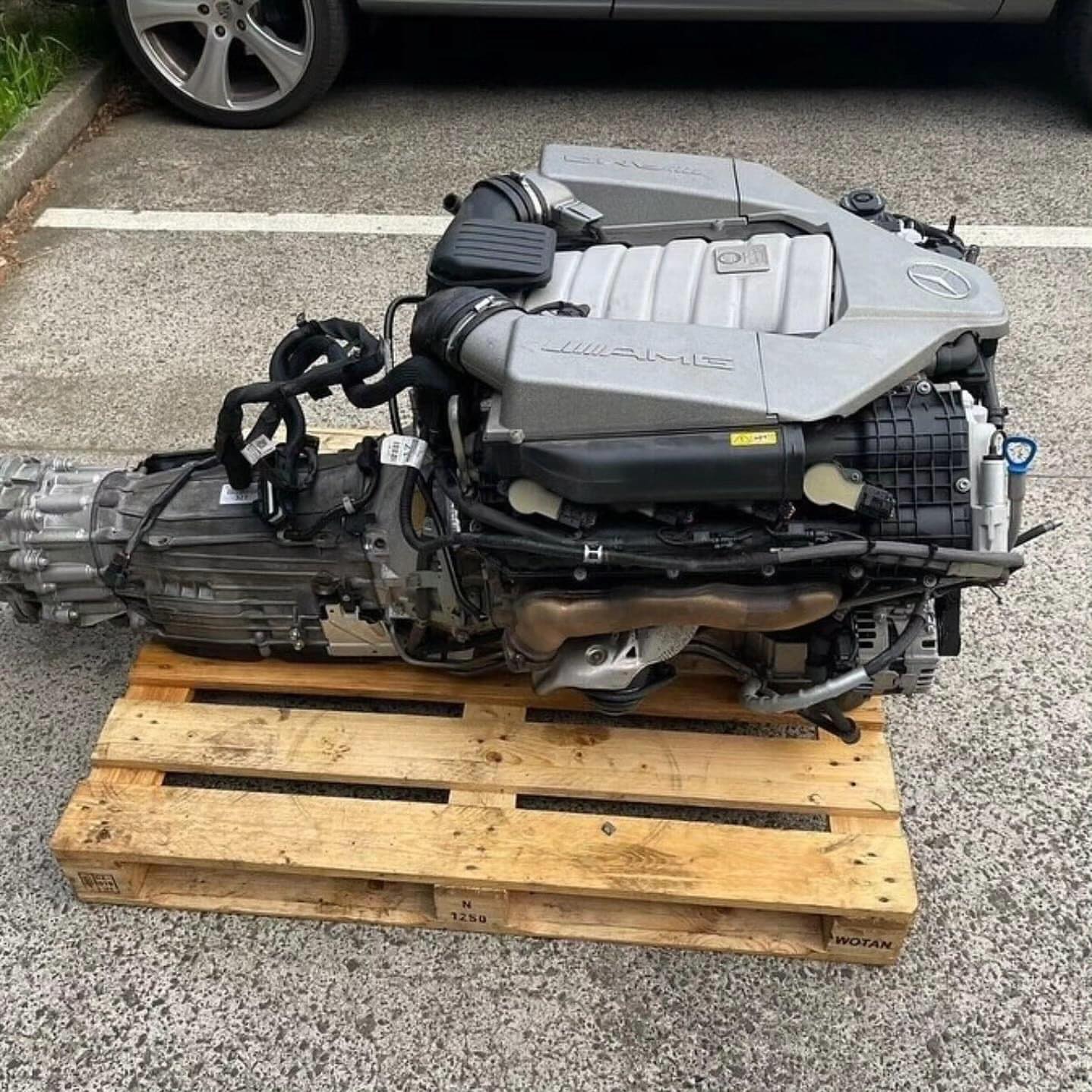 Mercedes-Benz M156 V8 Engine - Image 2