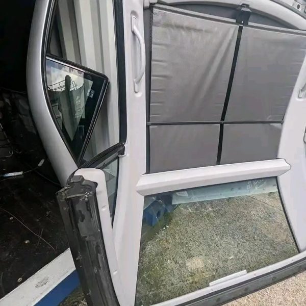 Mercedes-Benz R129 SL-Class Facelift Panoramic Roof - Image 4