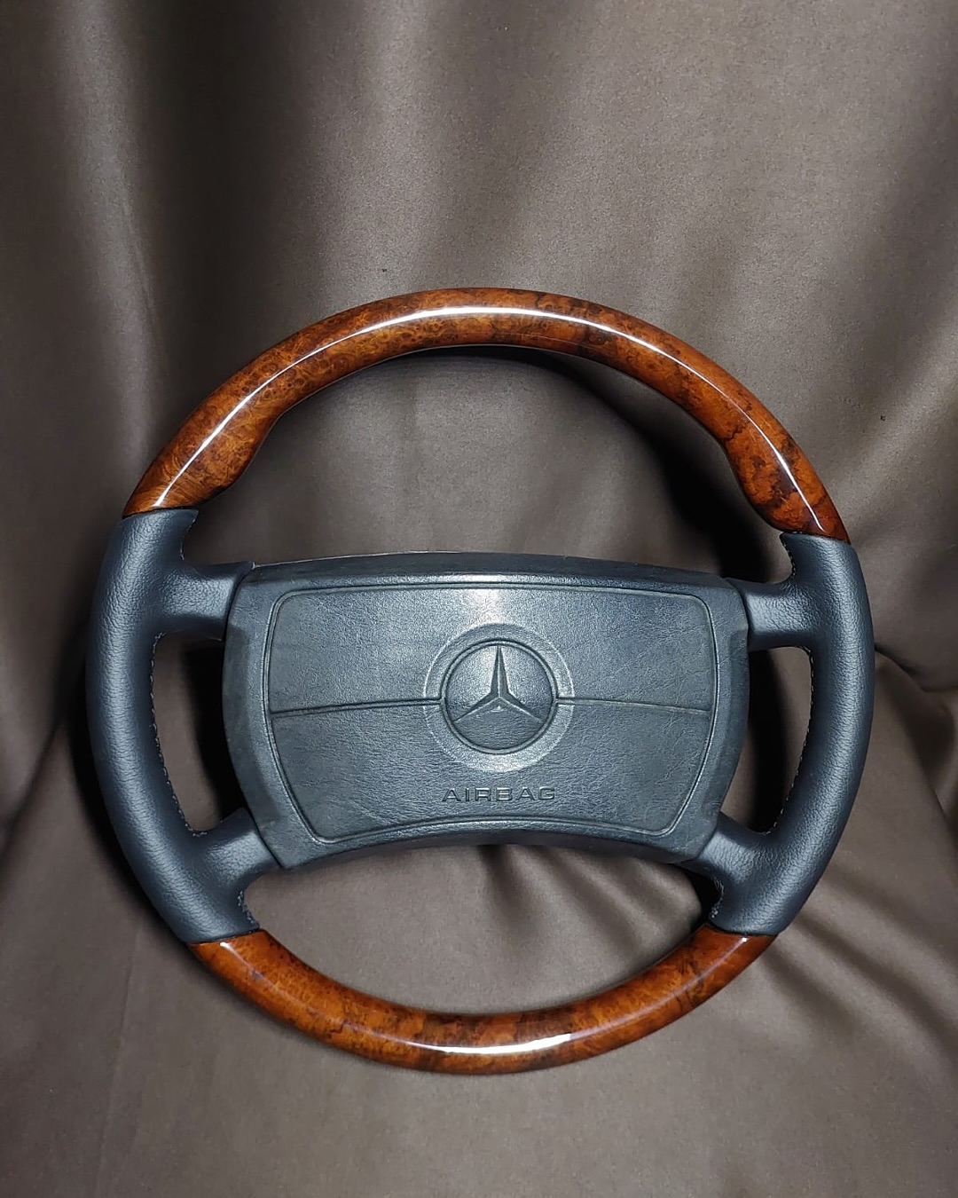 Mercedes-Benz W126 Steering Wheel