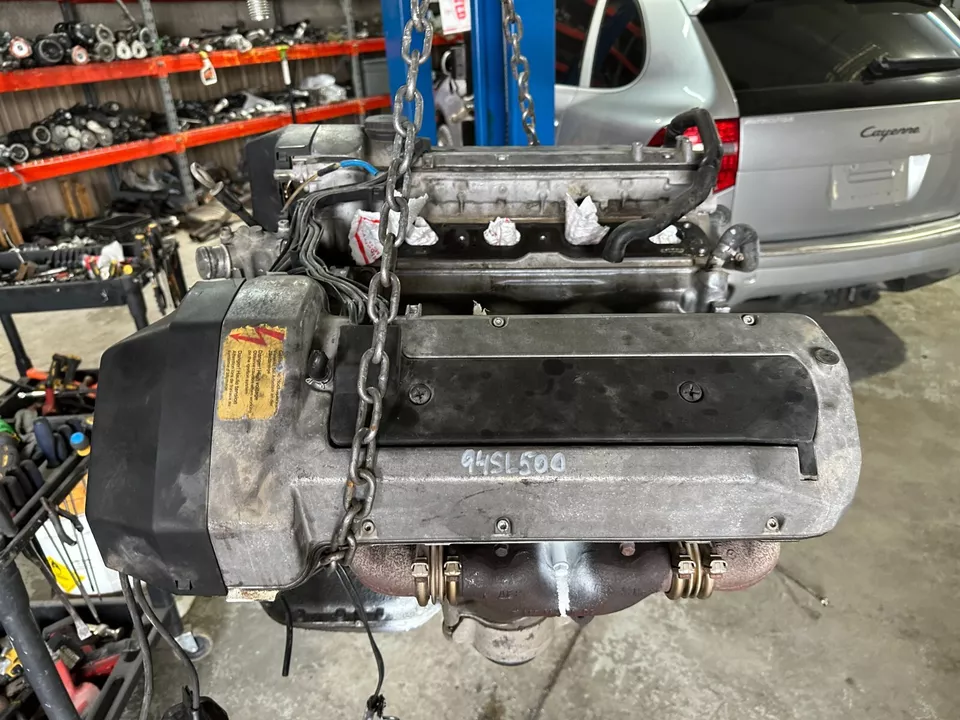 Mercedes-Benz SL500 R129 – 5.0L V8 M119 Engine - Image 11