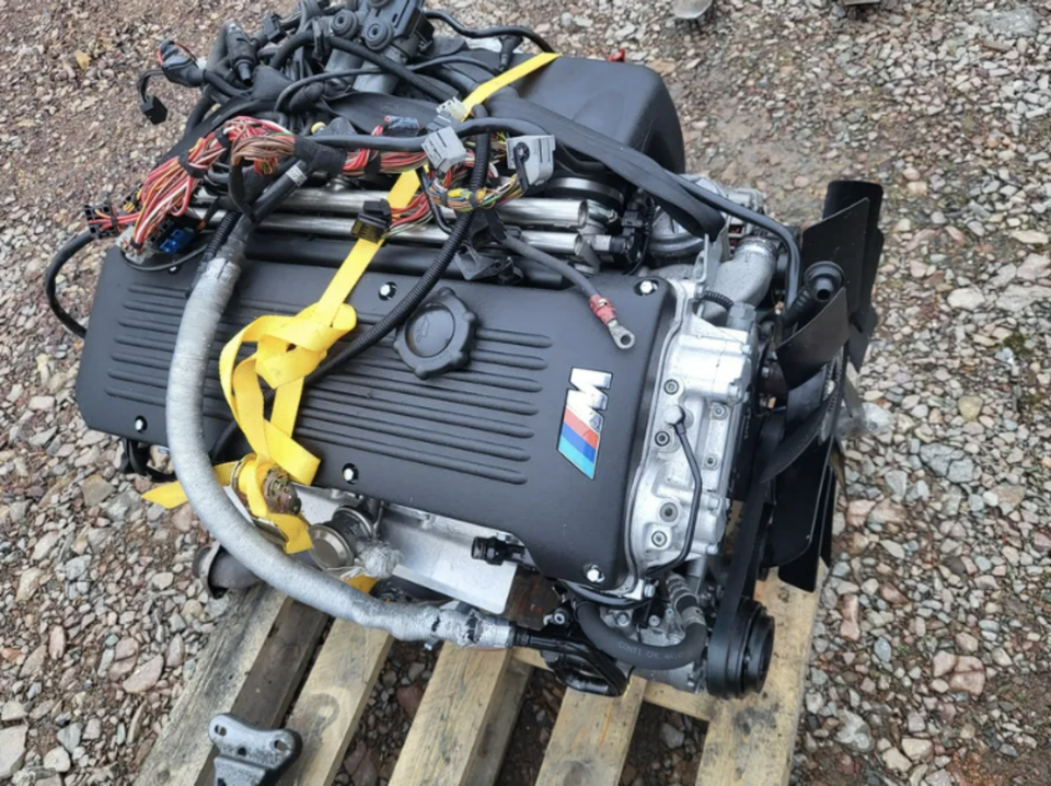 BMW M3 E46 S54B32 Engine