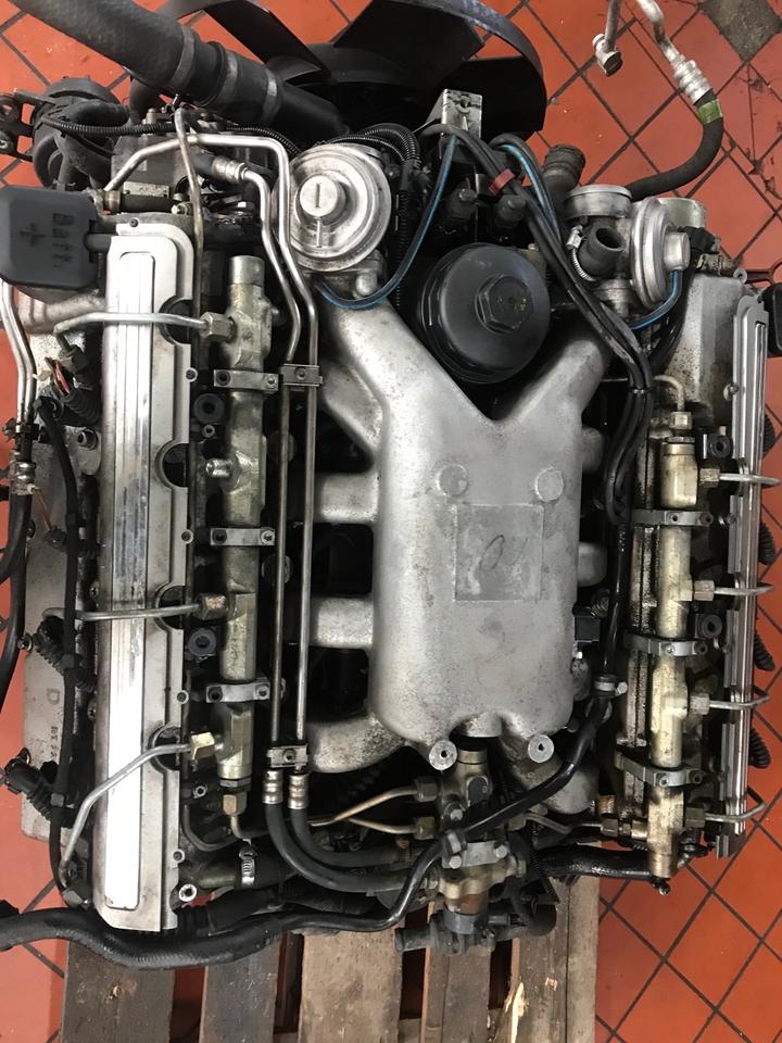 BMW E38 740d V8 Diesel Engine - Image 6