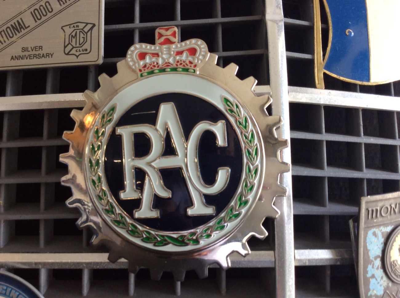 Historic 17-Badge Collection - Image 6