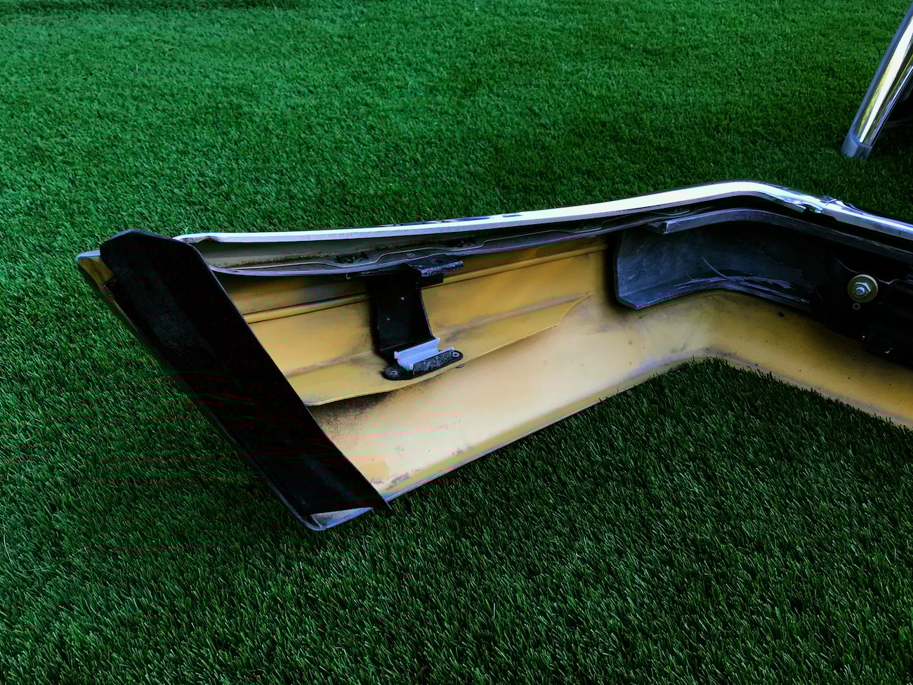 Mercedes-Benz Gen II Euro-spec bumpers - Image 3