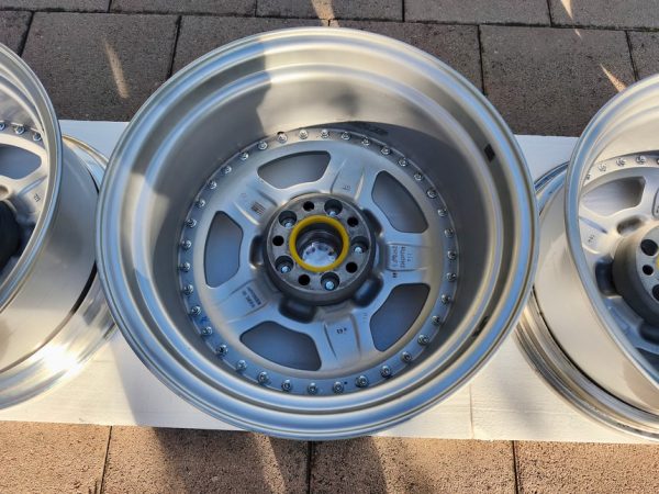 Staggered 2-Piece 17″ RH Alurad ZW2 Topline Wheels - Genuine