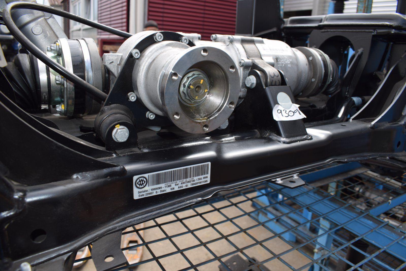 Mercedes Sprinter W907 Front Axle - Image 9