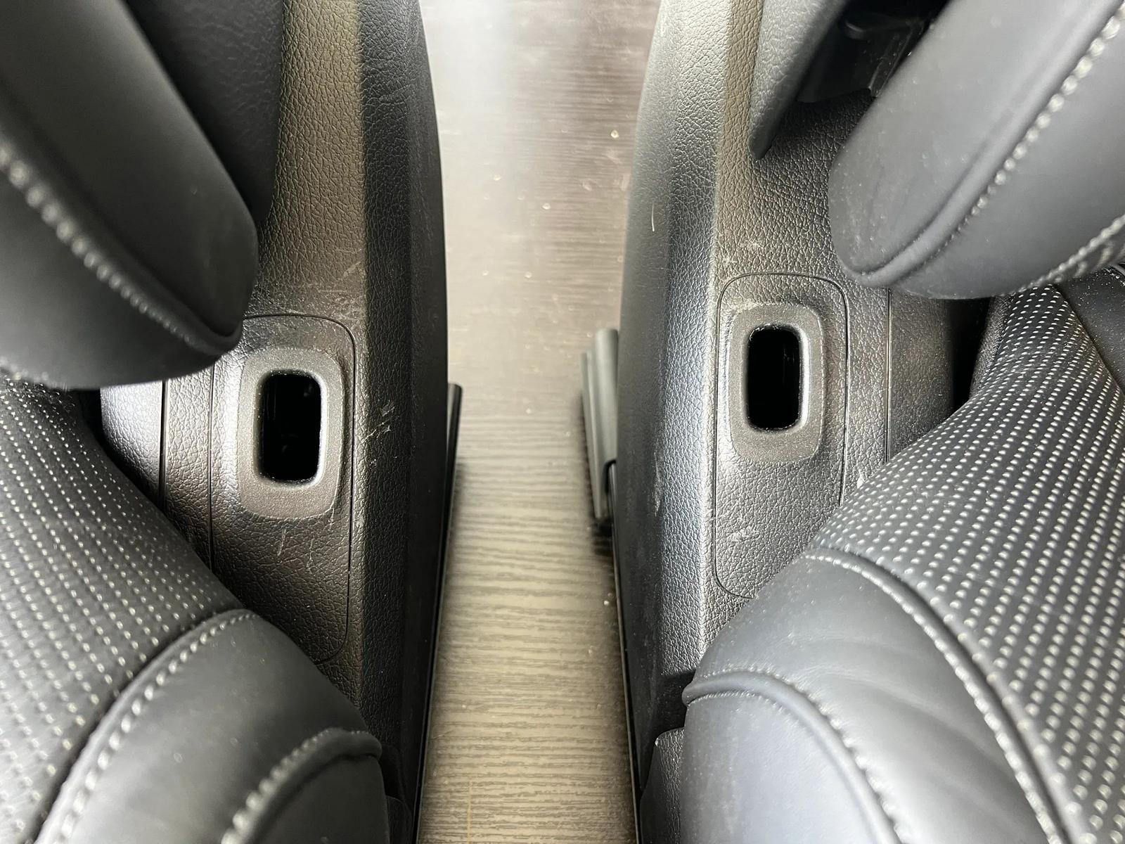 Mercedes-Benz S-Class W222 Front Seat Leather - Image 2