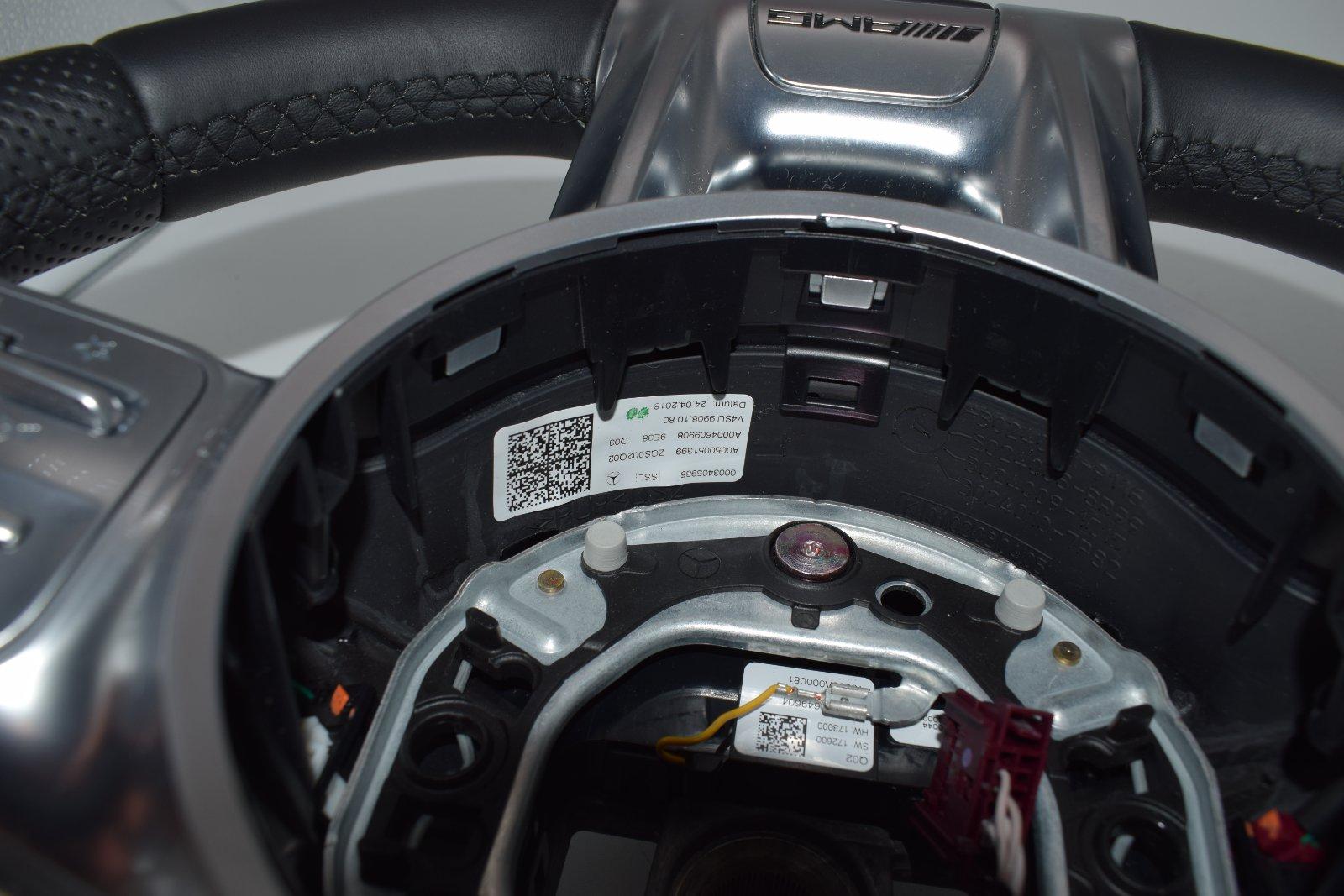 Mercedes AMG Performance Steering Wheel - Image 2