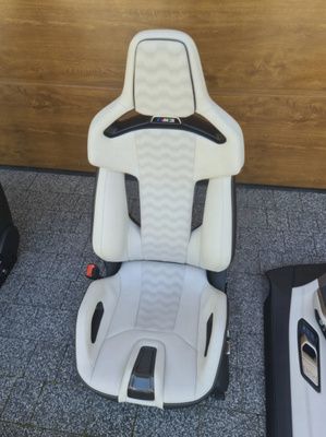 BMW M3 G80 / G81 M-Carbon Bucket Seats - Image 6