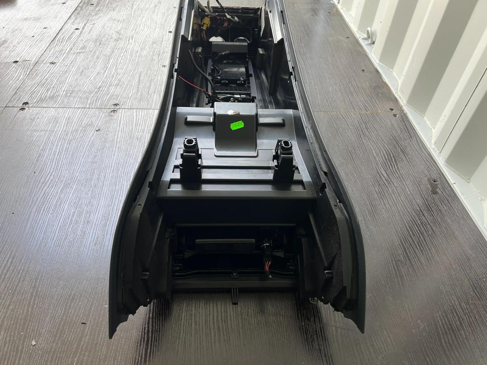 Mercedes-Benz S-Class W222 Center Console - Image 2