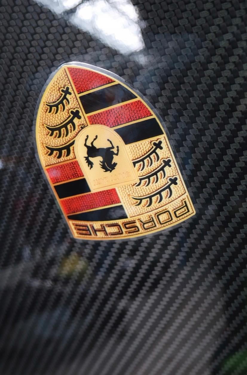 Porsche 991 GT2 / GT3 Carbon Hood Flap Cover - Image 3