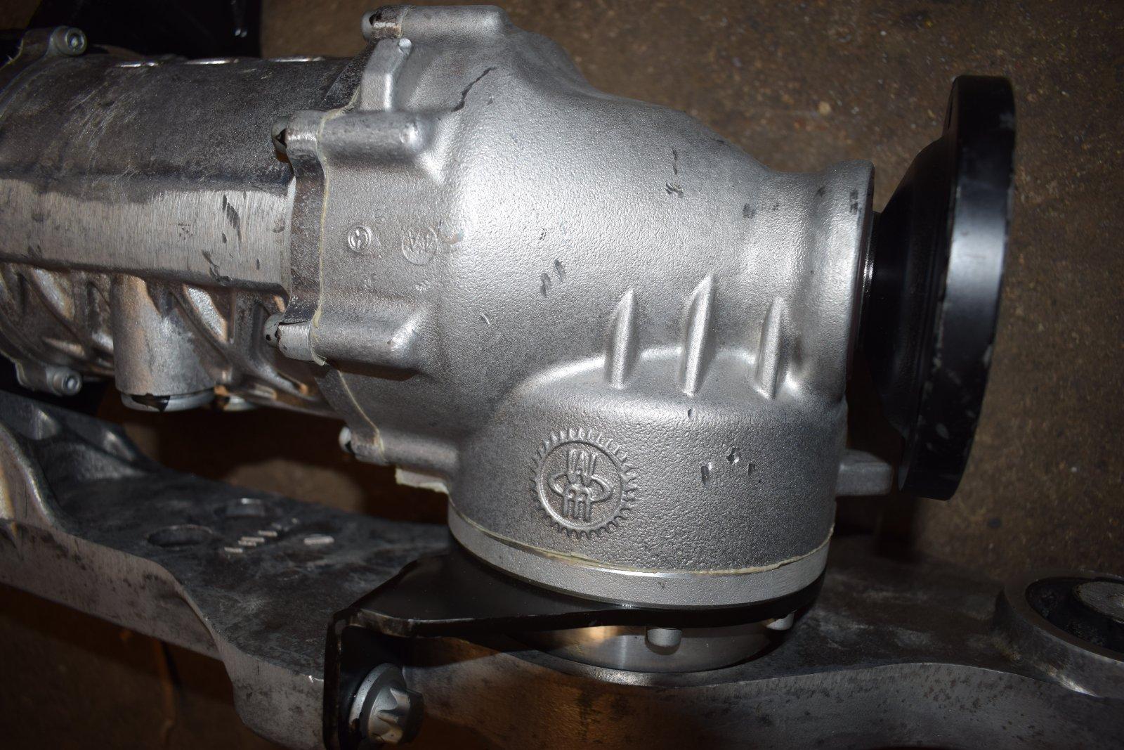 Mercedes-Benz W639 Vito / Viano 4x4 Rear Axle Differential - Image 6