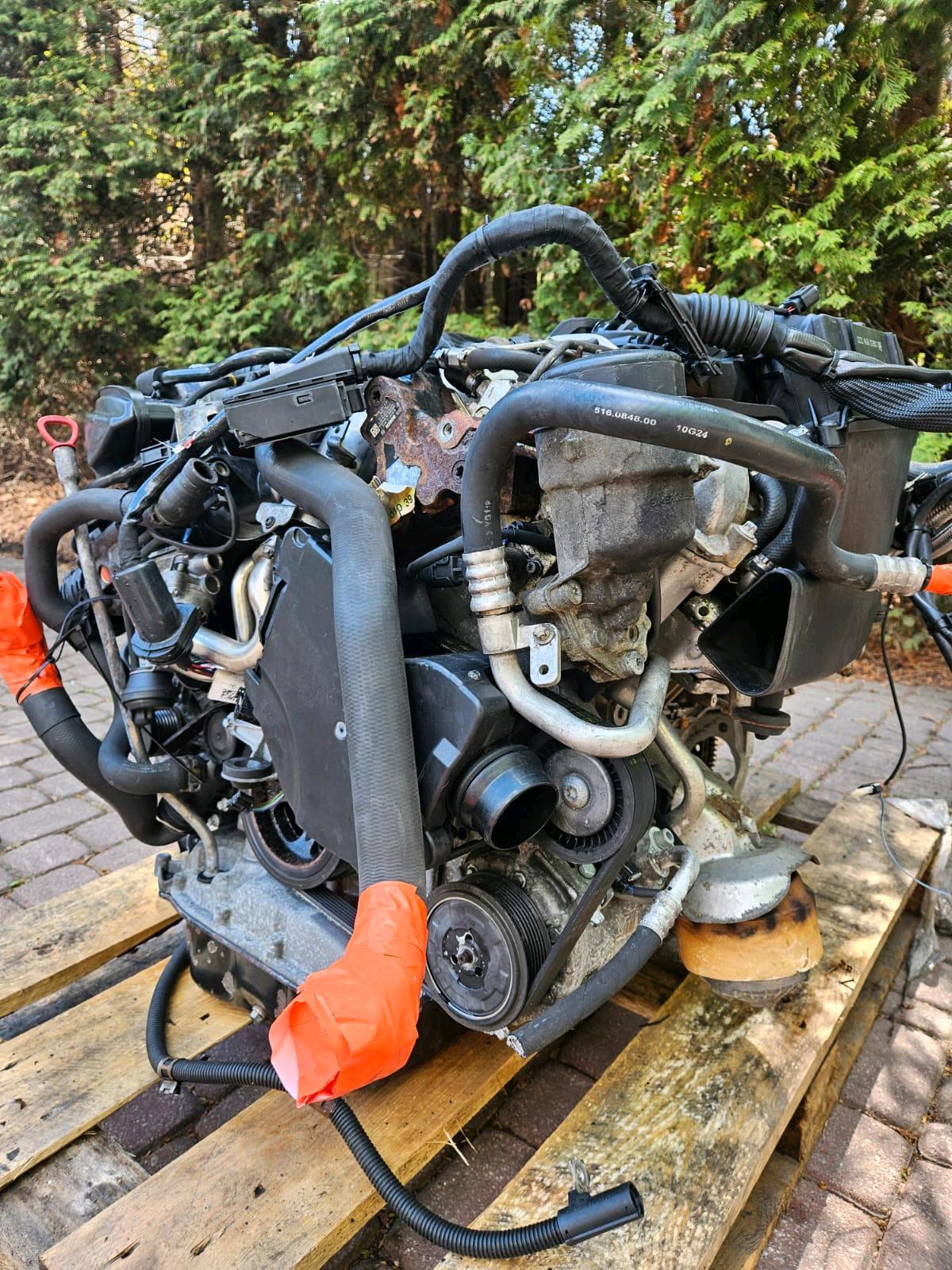 Mercedes-Benz OM642 350 CDI V6 Diesel Engine - Image 6
