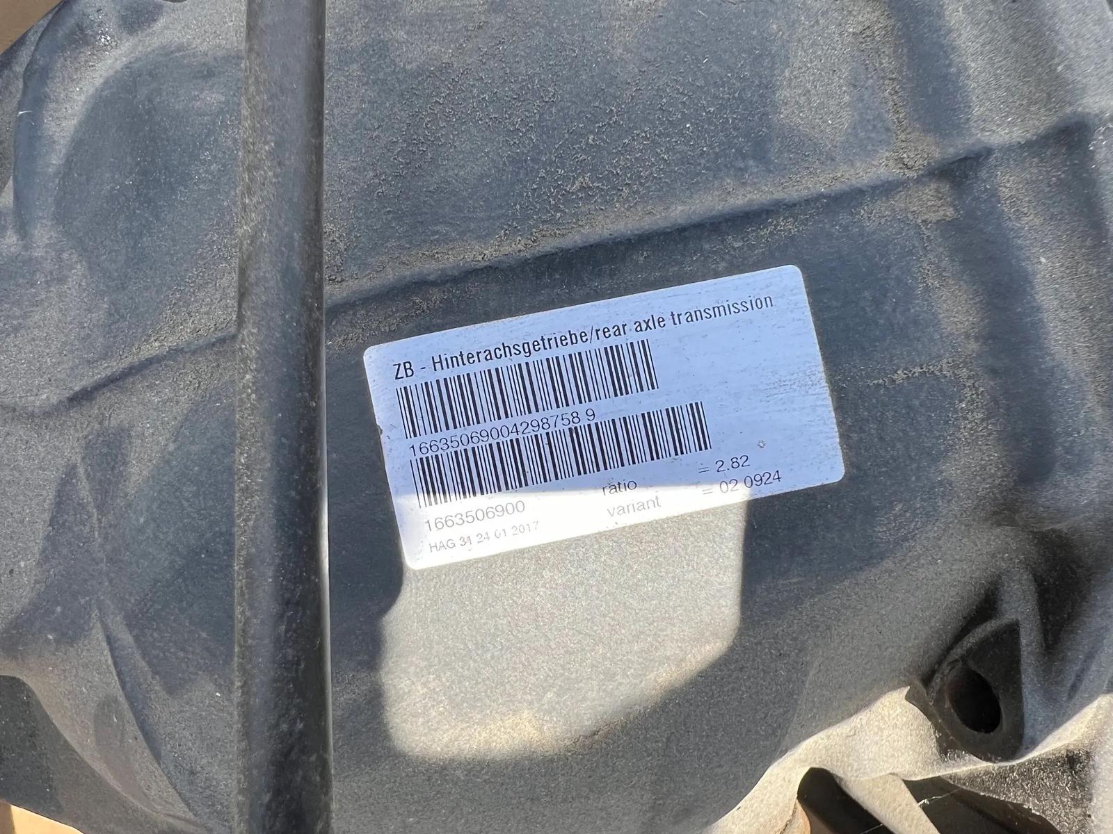 Mercedes-Benz S-Class W222 Rear Axle with Differential - Image 6