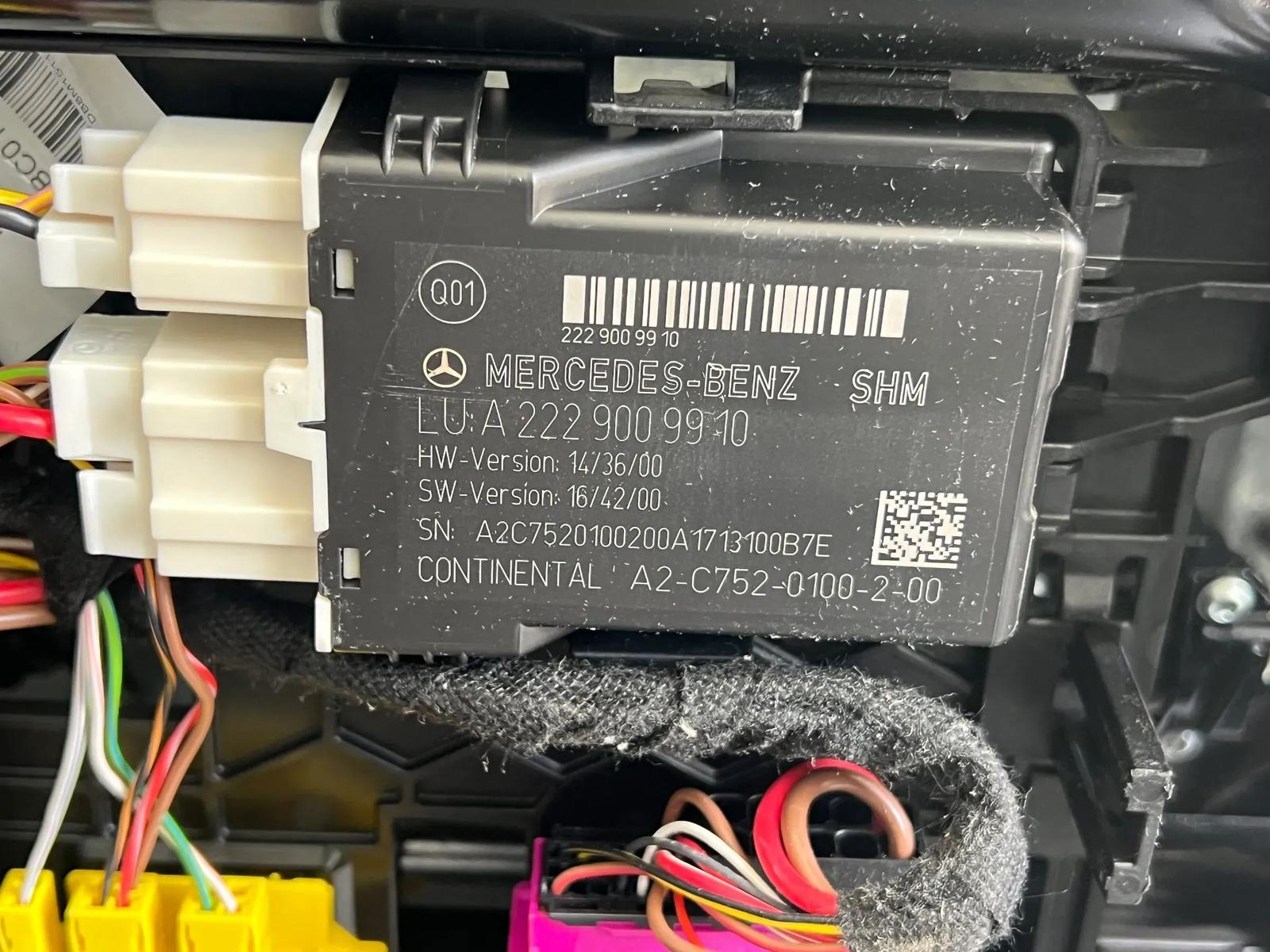 Mercedes-Benz S-Class W222 Front Seat Leather - Image 6