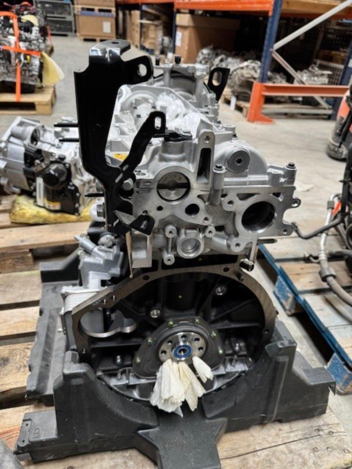 Renault Trafic engine - Image 4