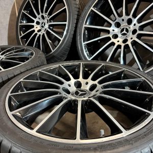 Mercedes-Benz AMG 19" Wheels