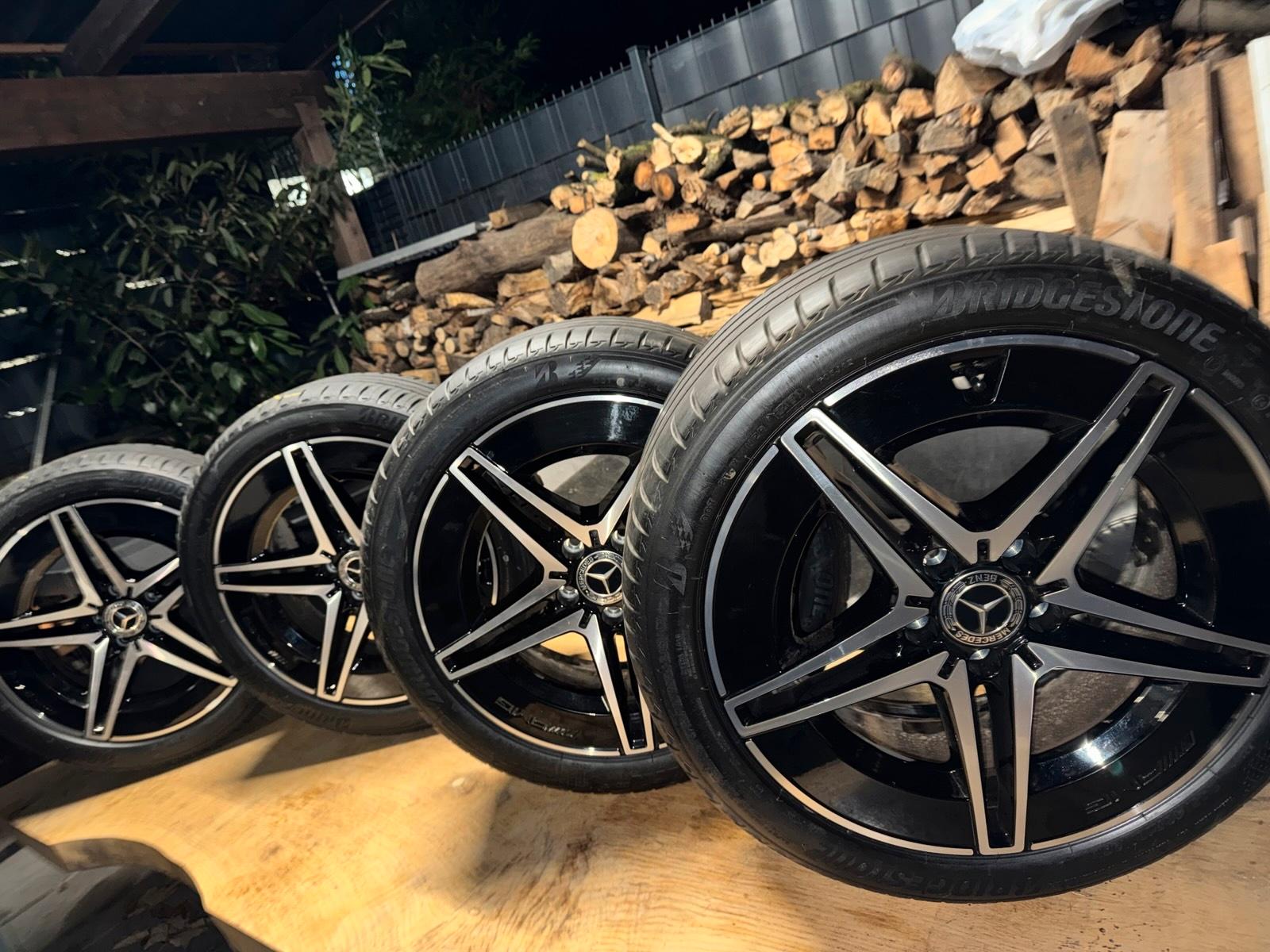 Mercedes-Benz AMG 5-Twin-Spoke Wheels